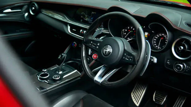 Alfa Romeo Stelvio Quadrifoglio review 2020 interior