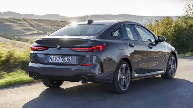 BMW 220i Gran Coupe - 2
