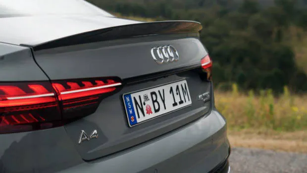 2020 Audi A4 Black pack