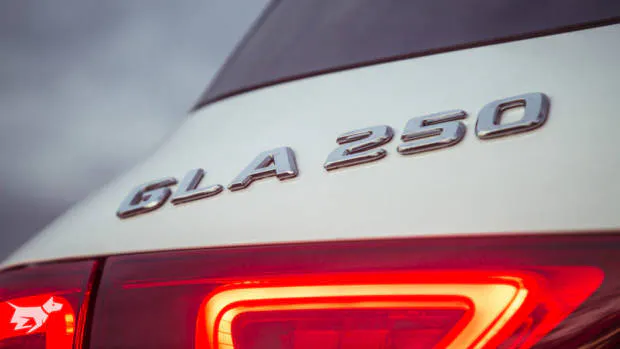 Mercedes-Benz GLA 250 2021 badge