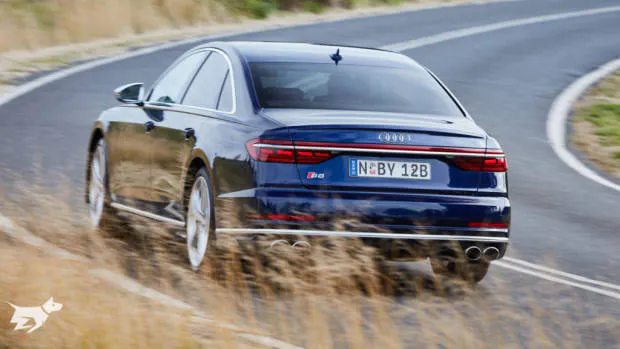 2021 Audi S8 4.0 TFSI in Navarra Blue