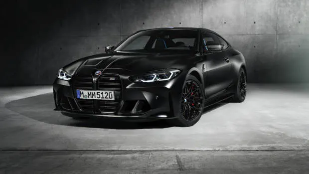 2021 M4 Comp x Kith Front