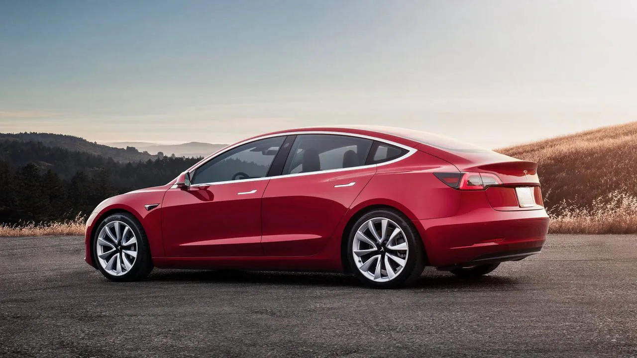 2021 Tesla Model 3 price drop almost undercuts Hyundai Kona Electric