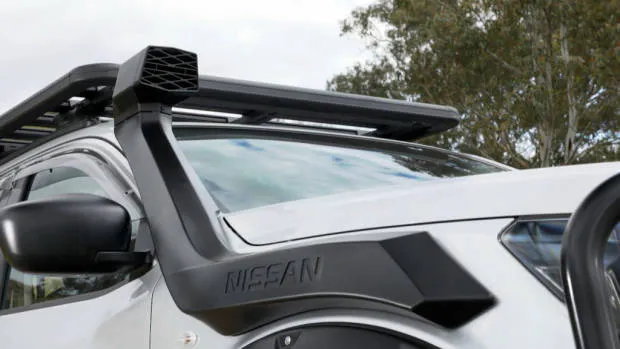 2021 Nissan Navara SL accessories Snorkel