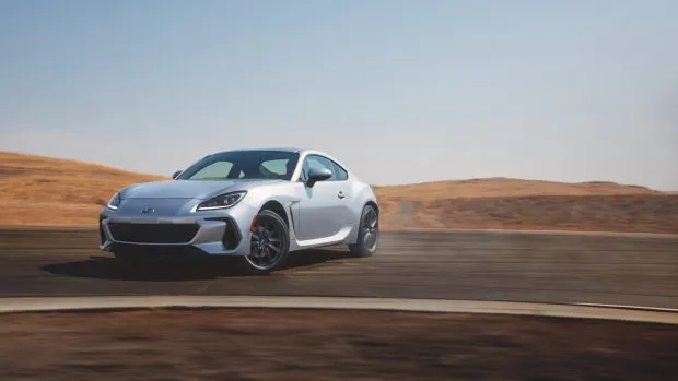 Subaru BRZ 2022 silver power slide