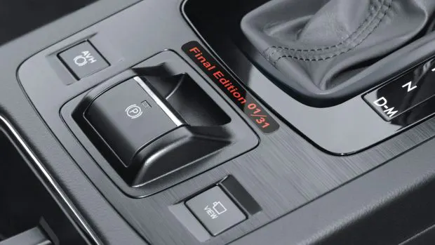 Subaru Liberty Final Edition 2021 badge