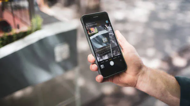 Volkswagen's augmented reality app