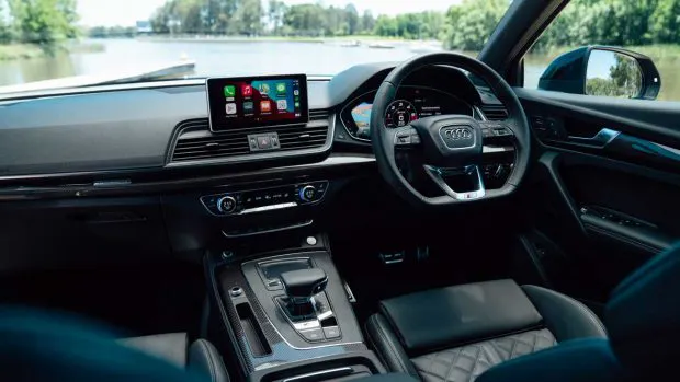 Audi SQ5 TDI 2021 interior