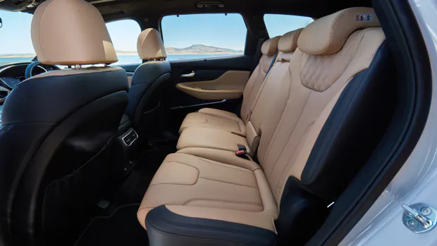Hyundai Santa Fe Highlander 2021 back seat
