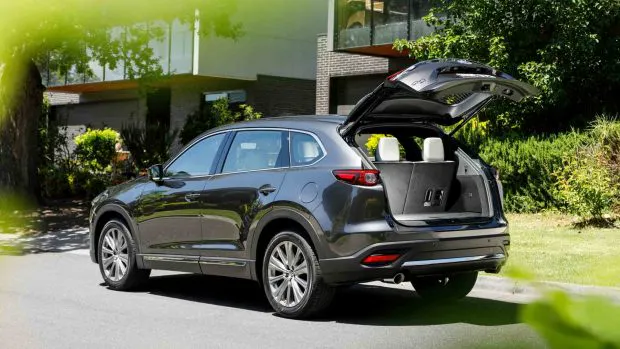 Mazda CX-9 Azami LE 2021-4