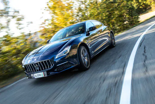 Maserati Quattroporte 2021 front