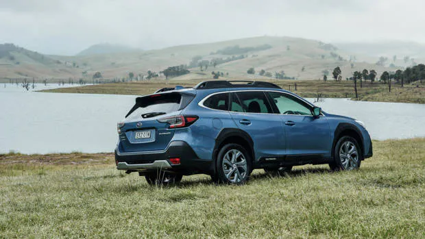 Subaru Outback 2021 blue rear 3/4