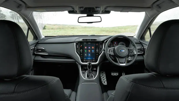 Subaru Outback Touring 2021 interior
