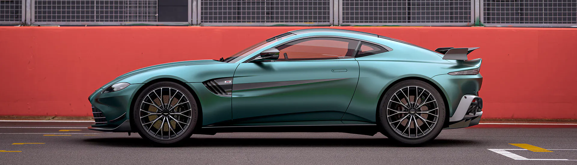 Aston Martin Vantage 2021: F1 Edition is the safety car you can buy