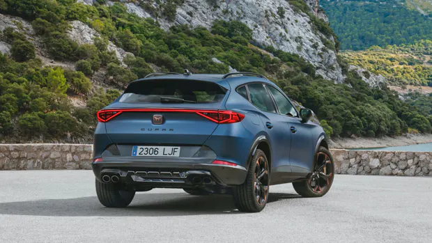 Cupra Formentor 2021 rear end