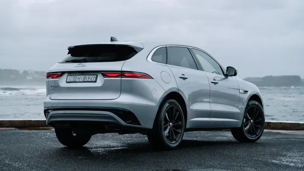 Jaguar F-Pace 2021-5