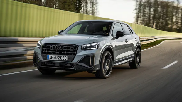Audi Q2 2021 front driving