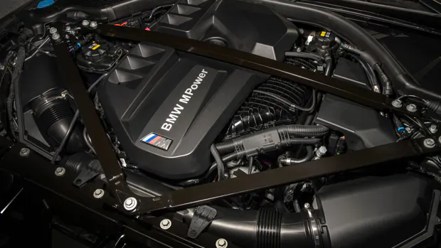 BMW M3 Competition xDrive 2022 engine