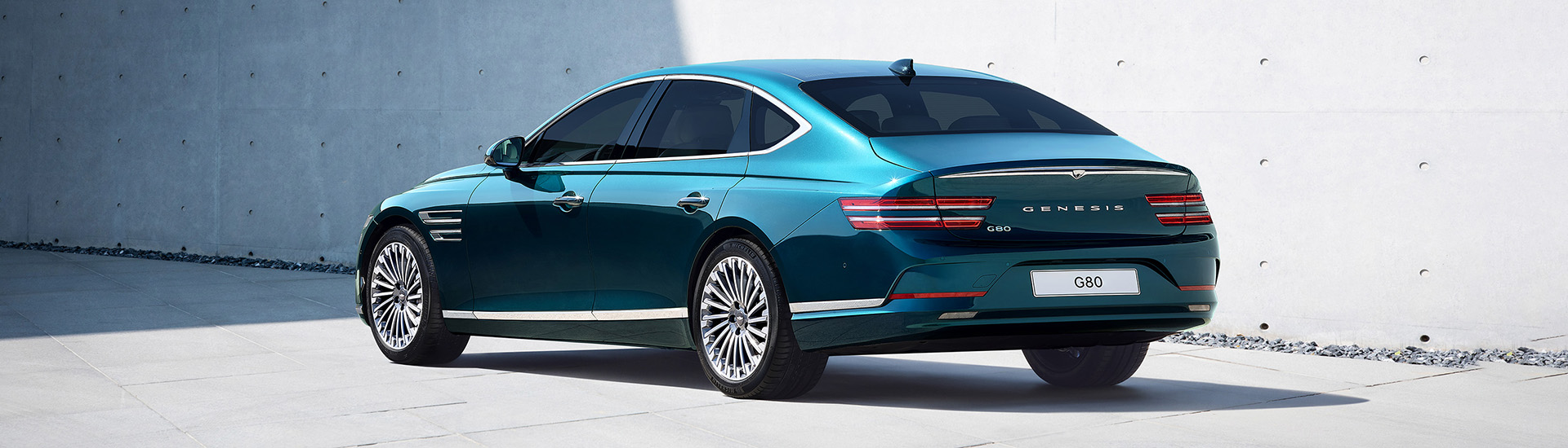 Genesis G80 2022: luxury sedan goes all-electric, arrives early 2022