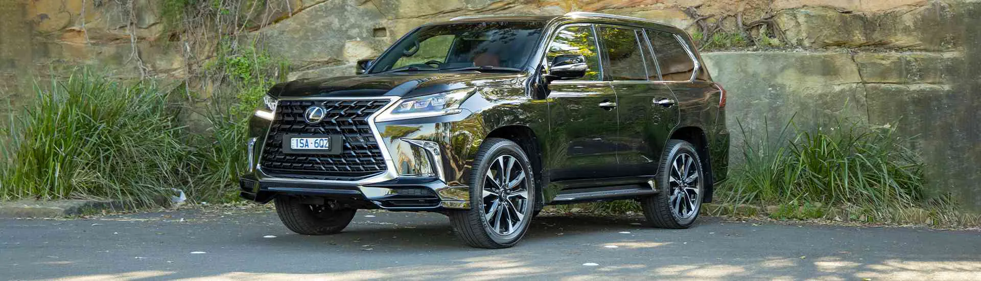 Lexus LX 570 S 2021 review