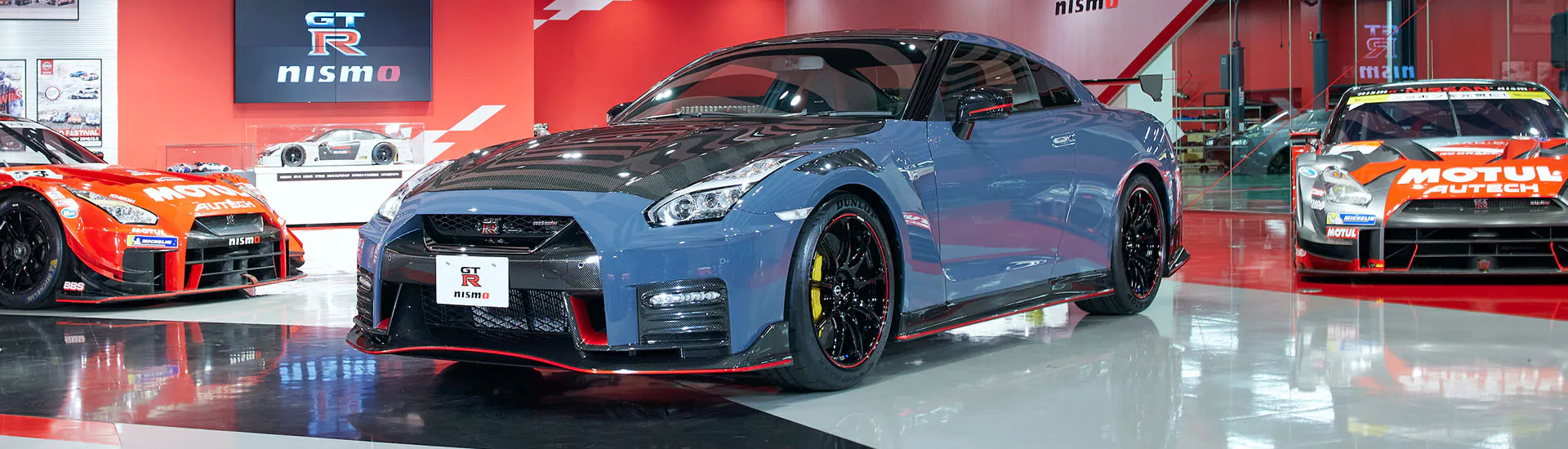 Nissan GT-R Nismo 2022: adds exposed-carbon bonnet, same 441kW punch