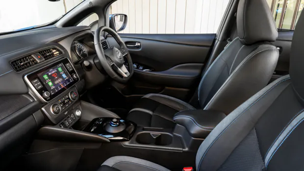 Nissan Leaf e+ 2021 interior front