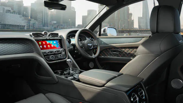 Bentley Bentayga V8 2021 interior