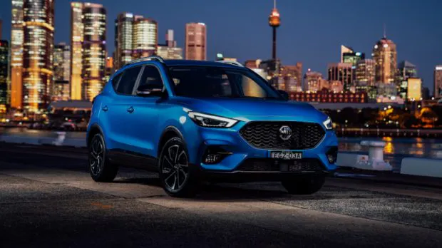 MG ZST 2021 front 3/4 night