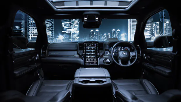 Ram 1500 DT Limited 2021 interior