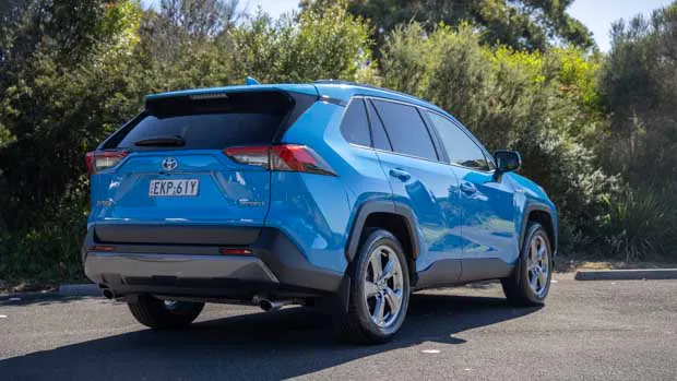 Toyota RAV4 GXL Hybrid 2021 rear view
