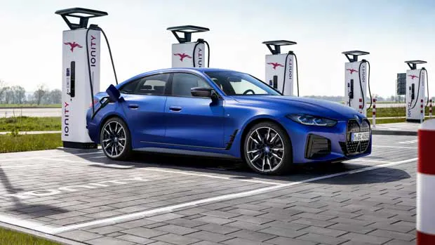 BMW i4 2022-5