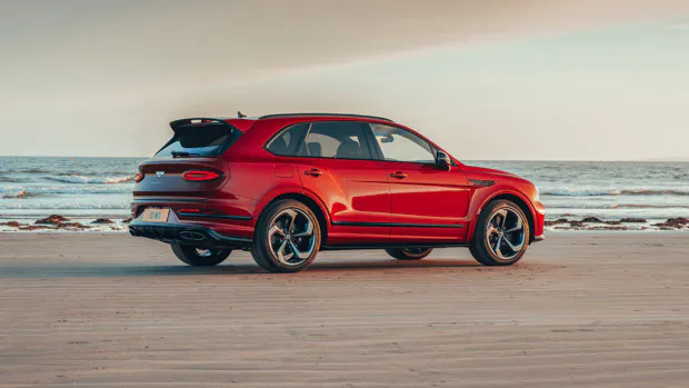 Bentley Bentayga S 2022 rear 3/4