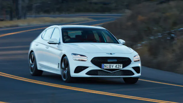 Genesis G70 3.3 Sport 2021 review