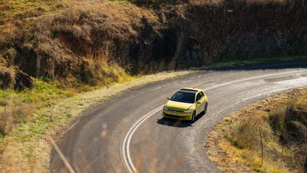 Volkswagen Golf Life 2021 Mk 8 Pomelo Yellow driving