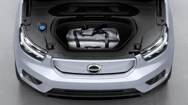 Volvo XC40 Recharge Pure Electric 2021 frunk