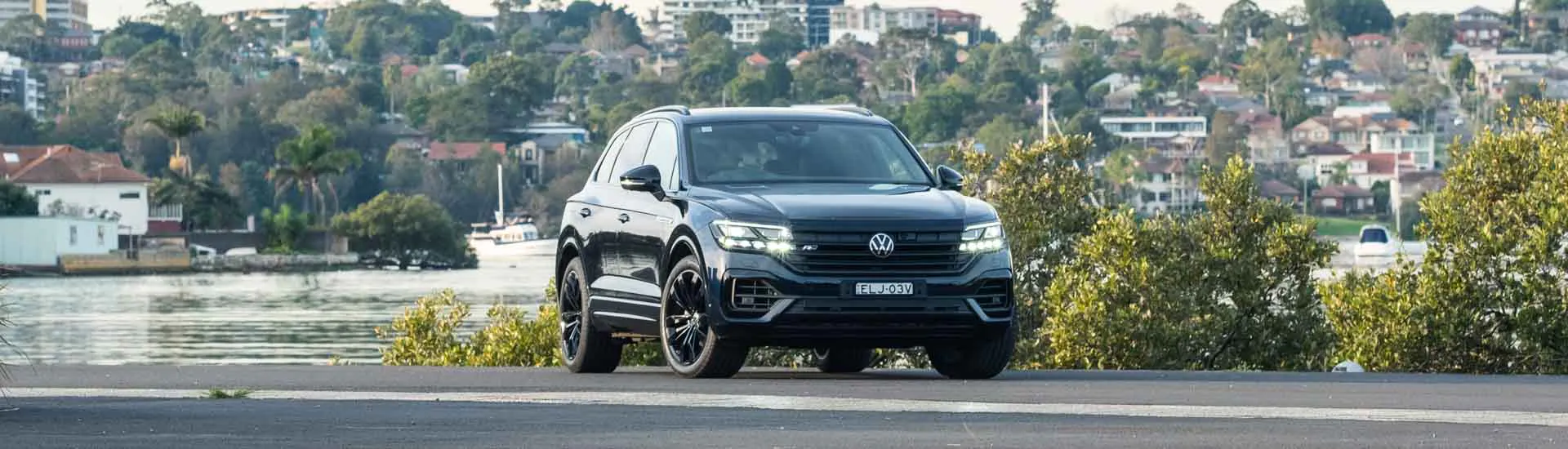 Volkswagen Touareg 210TDI Wolfsburg 2021 review