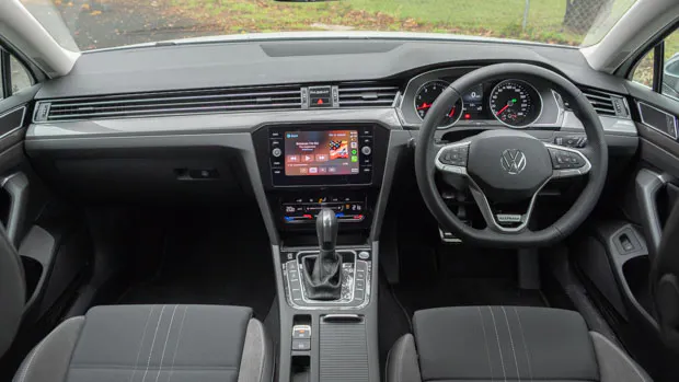 Volkswagen Passat Alltrack 2021-8