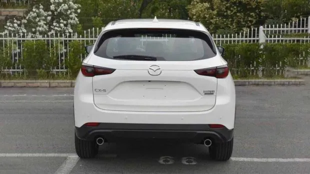 Mazda CX-5 2022 spy shot rear
