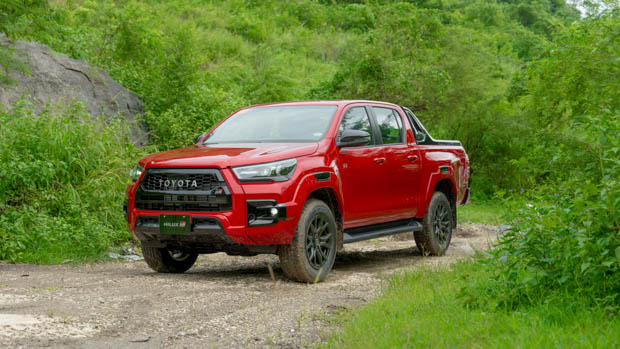 Will the Toyota Hilux get a diesel V6 from the Land Cruiser?