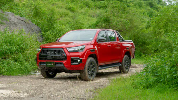 Will the Toyota Hilux get a diesel V6 from the Land Cruiser?
