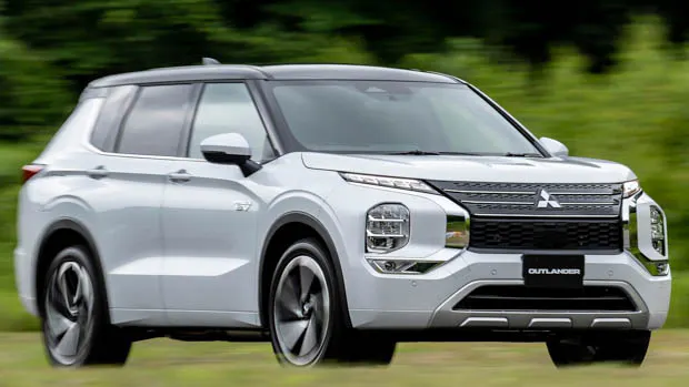 Outlander PHEV driving shot