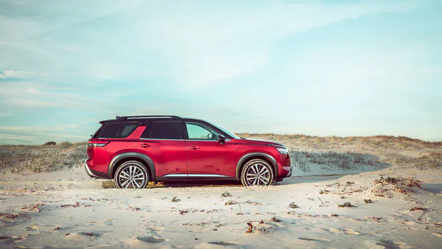 Nissan Pathfinder 2022 Side Profile