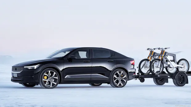 Polestar 2 2022 black towing