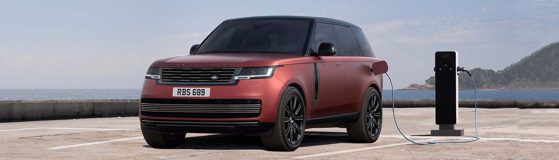 Range Rover 2022: six-cylinder plug-in hybrid to arrive late next year with up to 100km of electric range