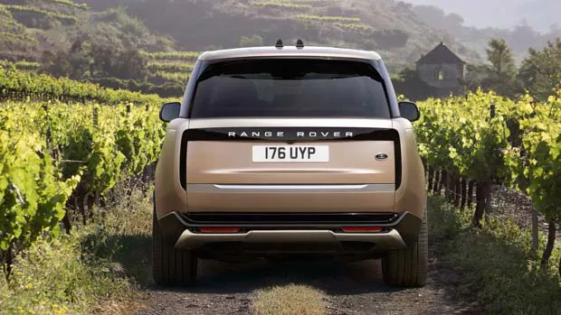 Range Rover 2022 rear end
