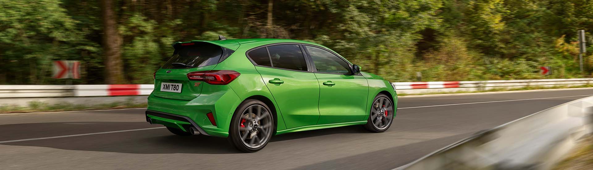 Ford Focus ST 2022: upgraded connectivity, new paint and interior set for fast ford