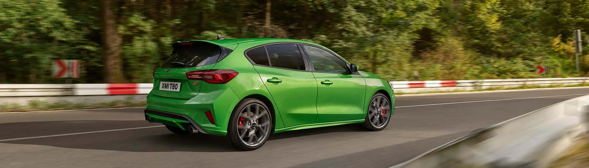 Ford Focus ST 2022: upgraded connectivity, new paint and interior set for fast ford