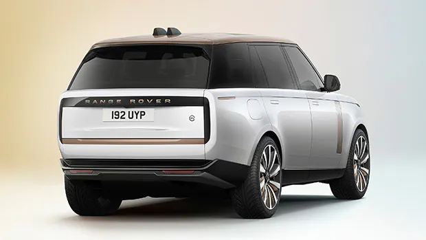 Range Rover 2022 rear 3/4