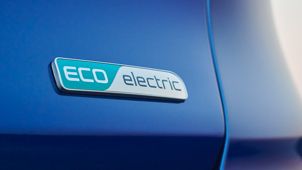 UK government cuts EV incentives and lowers threshold for electric vehicles
