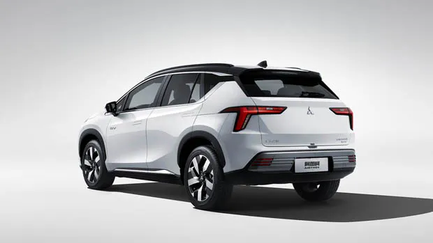 Mitsubishi Airtrek EV 2022 rear 3/4
